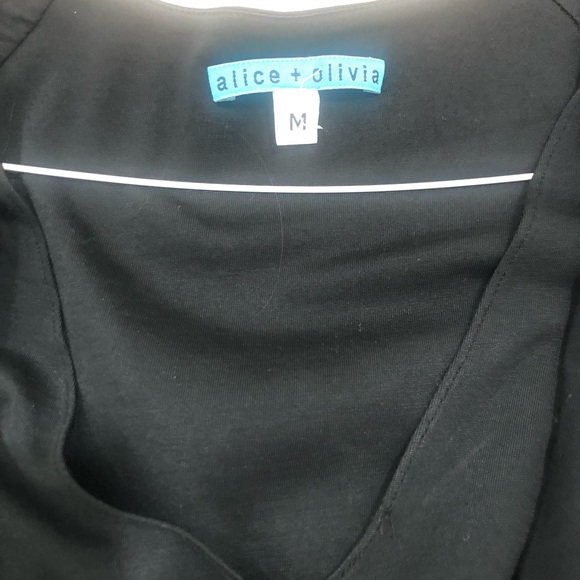 Super sexy Alice and Olive top - Picture 3 of 4